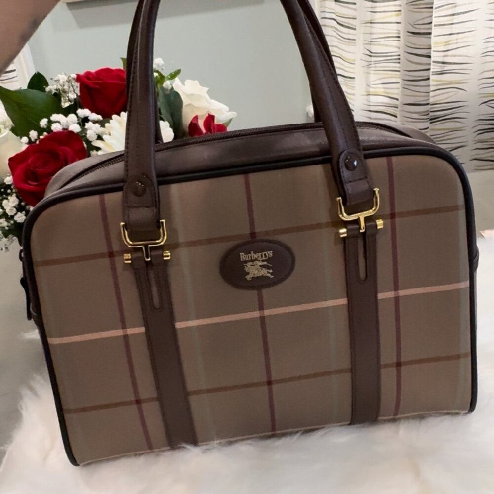 Burberrys Vintage Nova Check Handbag